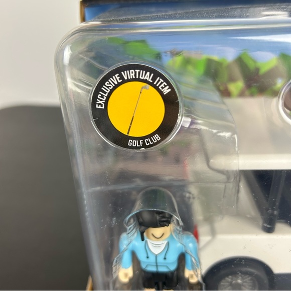 Roblox Brookhaven Golf Cart Figure Set With Exclusive Virtual Item - Picture 3 of 16